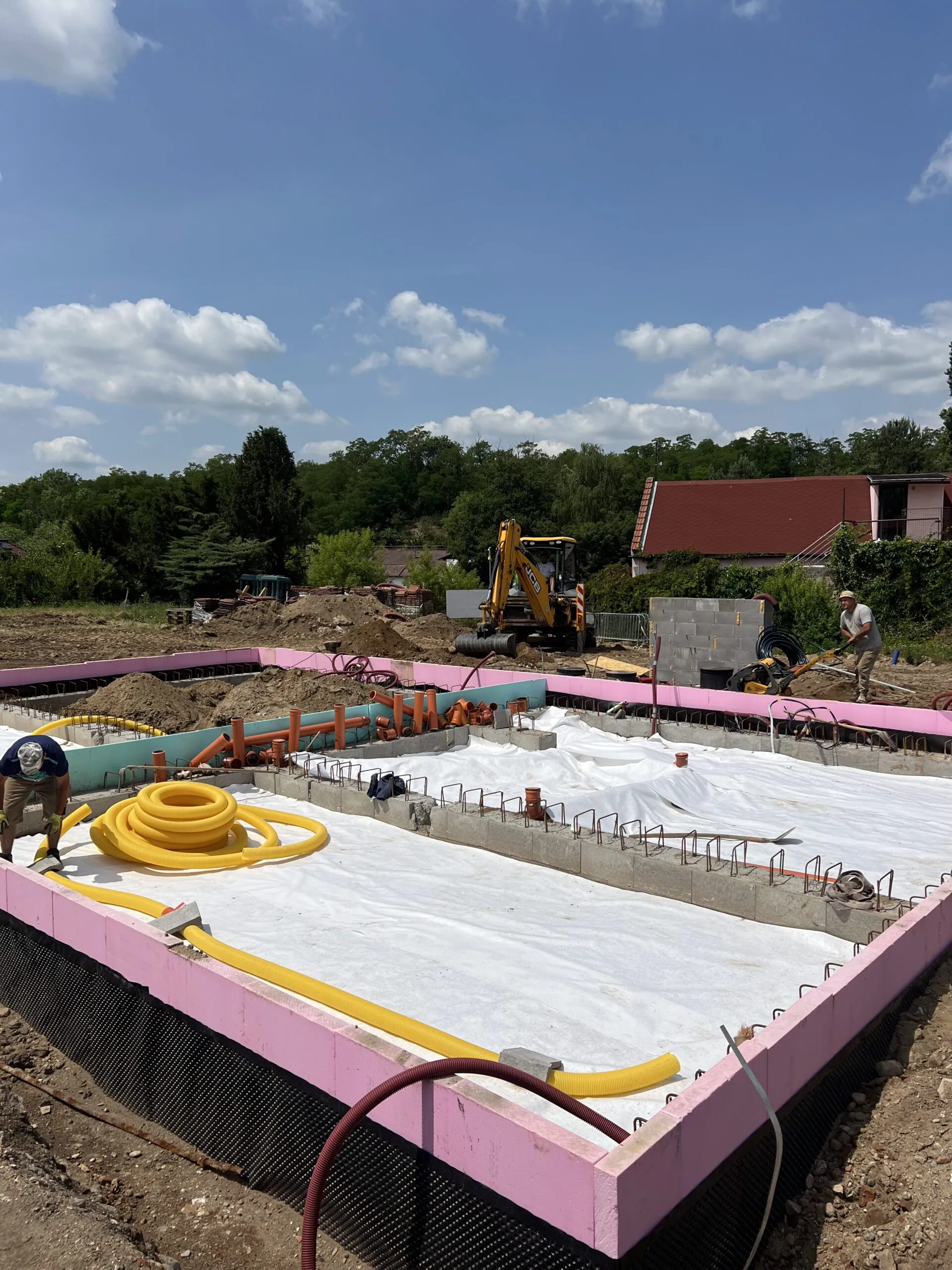 Clever - betonáž domu